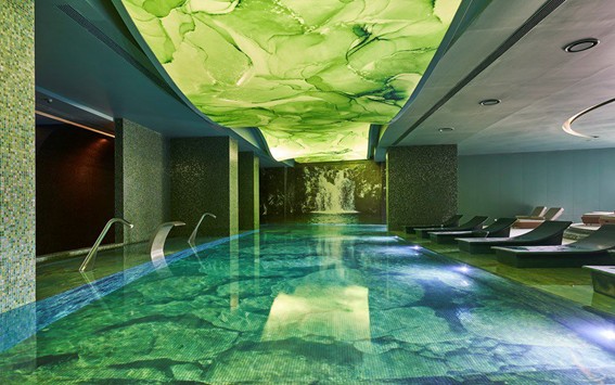 LAUREA SPA — SAVOY PALACE
