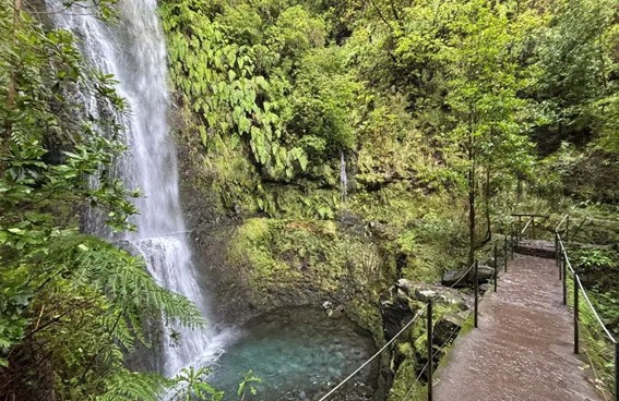 LEVADA DEL CALDEIRÃO VERDE