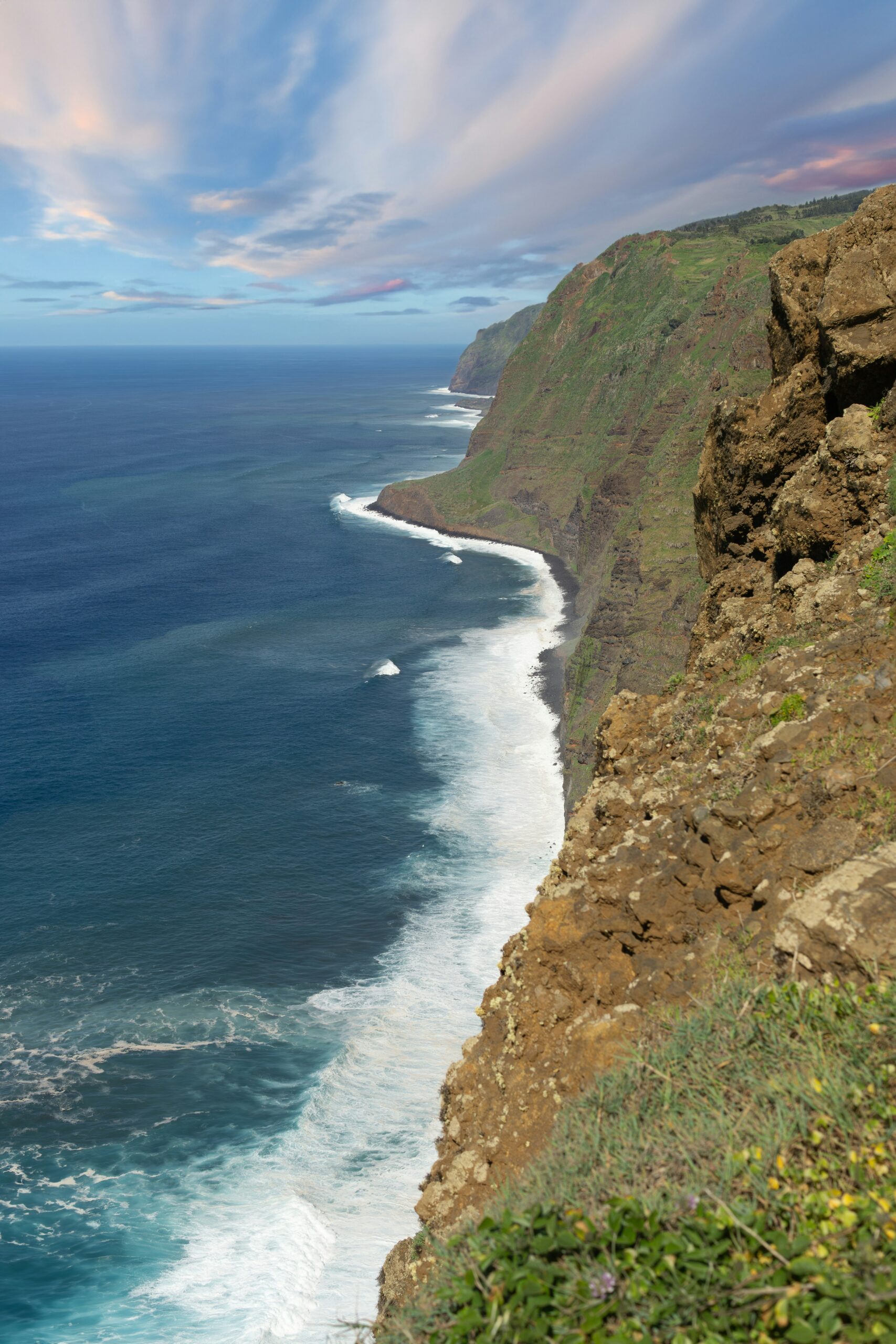 SURFING IN MADEIRA